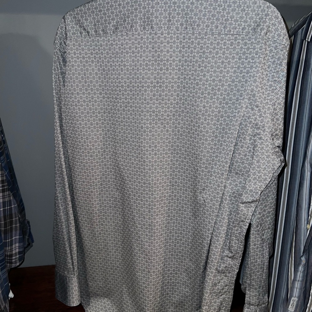 Thomas Dean Men's Gray Geometric Button Down Shirt - Picture 3 of 3
